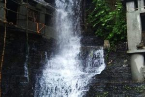 mahadevkhoh-waterfall-rohtas