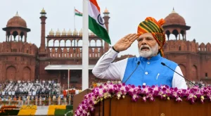 pm-modi-red-fort-flag-hoisting-in